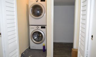 424 Remsen Ave, Avenel, NJ 07001