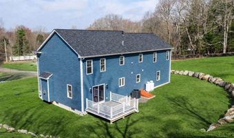 2 Bc Ln, Berkley, MA 02779