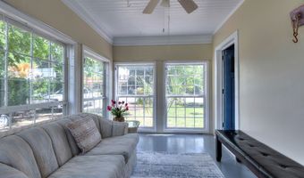 411 N Main St, Bishopville, SC 29010