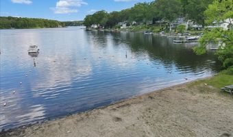 28 Arlington Rd, Coventry, CT 06238