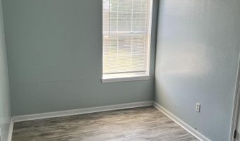 245 Mcdonnell Ave 221, Biloxi, MS 39531