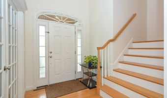 172 Downing Dr, Attleboro, MA 02703
