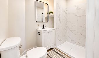 416 W 7th St, Auburn, IN 46706