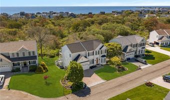 61 Schooner Cove Ln, Narragansett, RI 02882