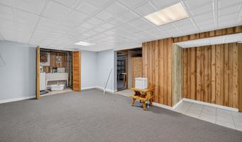 6809 Pilgrim Rd, Madison, WI 53711