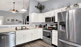 8426 Fort Sumter Dr, Indianapolis, IN 46227