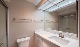 650 SW Meadow Dr 209, Beaverton, OR 97006