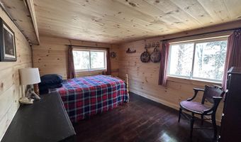 201 Pudvah Hill Rd, Bakersfield, VT 05450