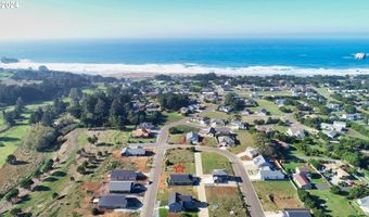 848 SEACREST Dr, Bandon, OR 97411