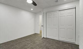 765 N Central Ave, Addison, IL 60101