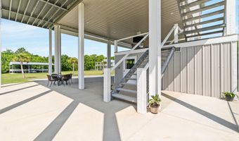 5004 Oak St, Bay St. Louis, MS 39520