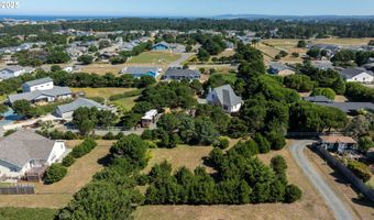 Grant Pl 700, Bandon, OR 97411