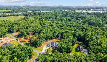 336 Somerset Dr, Appomattox, VA 24522