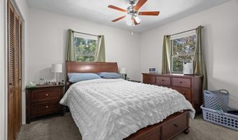 129 Simmonsville Ave, Johnston, RI 02919