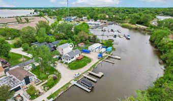 38717 N Lake St, Antioch, IL 60002