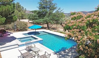 35728 Beauty Vista Ln, Agua Dulce, CA 91390