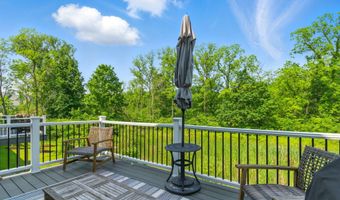 3078 N Spurway Dr, Ann Arbor, MI 48105