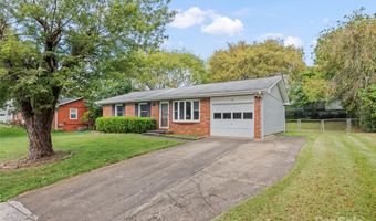 14 Fieldcrest Rd, Arden, NC 28704