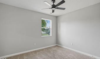 230 North St, Austin, IN 47102