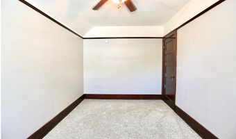 810 S 1st St, Aberdeen, SD 57401