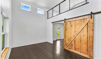 593 Crowson Rd, Ashland, OR 97520
