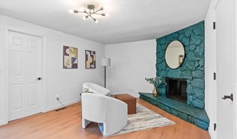 19370 SW MURPHY St, Beaverton, OR 97078