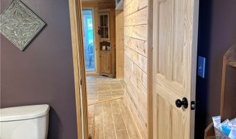 35 Bolton Ave, Alexandria Bay, NY 13607