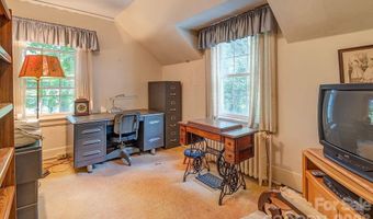 88 Bear Creek Rd, Asheville, NC 28806
