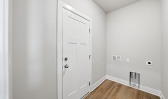 2235 Chan Dr, Adel, IA 50003