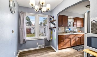 619 Fairfax St, Altoona, WI 54720