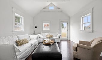 810 KINGS Hwy, Lewes, DE 19958