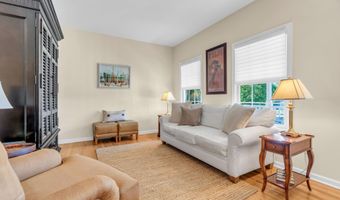 22 Woodland Ave, Manasquan, NJ 08736