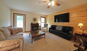 289 Algerie Rd, Becket, MA 01223