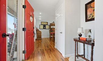 270 Bogey Dr, Abingdon, VA 24211