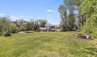 15 Lower Broadford Rd, Bellevue, ID 83313
