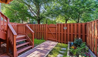 43264 CLEARNIGHT Ter, Ashburn, VA 20147