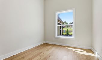 7648 S Shoreline Blvd, Benton, AR 72019