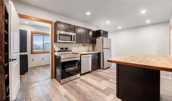 27 Progressive Dr, Belgrade, MT 59714