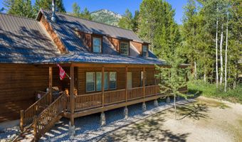 9 PINE St, Alpine, WY 83128