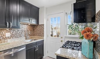 2238 ARLINGTON Ter, Alexandria, VA 22303
