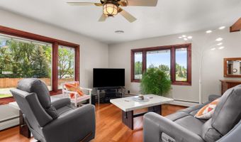 17 N 7th St, Almira, WA 99103