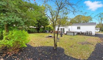 46 Pheasant Dr, Bayville, NJ 08721