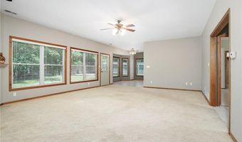 214 Hillside Dr, Baldwin City, KS 66006