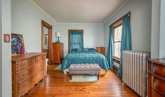 1749 Saint Clair River Dr, Algonac, MI 48001