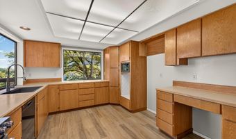 9945 SW 170TH Ave, Beaverton, OR 97007