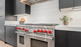 3644 N VERMONT St, Arlington, VA 22207