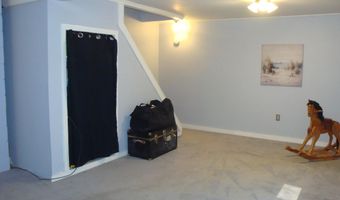49 Hampshire Cir, Brattleboro, VT 05301