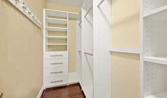 2111 RICHMOND Hwy 101, Alexandria, VA 22301