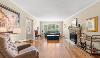 1319 Glamorgan St, Alliance, OH 44601