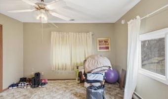 430 Bridge Ave, Alma, MI 48801